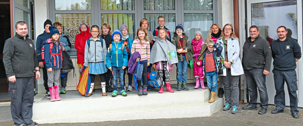 Besuch bei der hiesigen Feuerwehr | Montessori Vilshofen